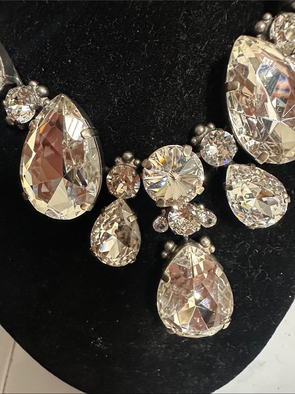 Sorrelli Clear Crystal Teardrop Bib Necklace - Picture 3 of 8